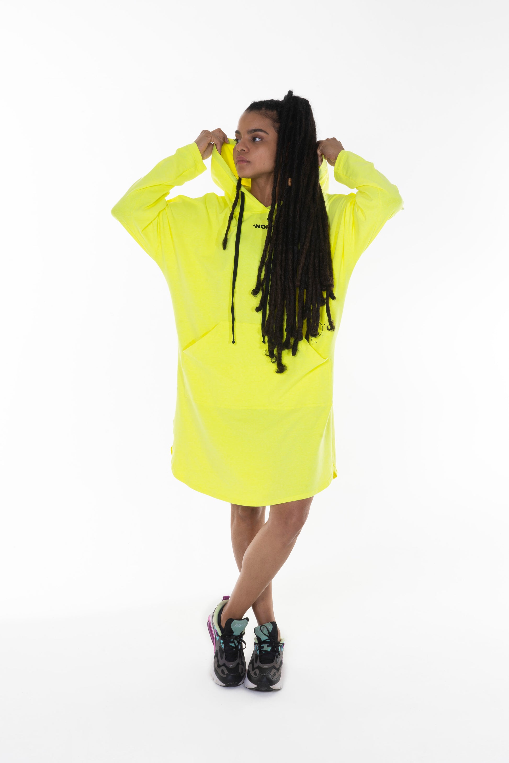 BLUSON NEON CON CAPOTA